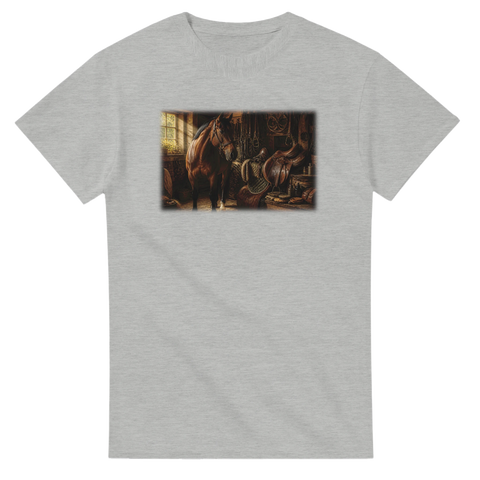 Pferd in der Sattelkammer – T-Shirt