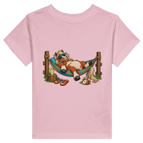 Urlaubs-Pony in der Hängematte – Kleinkind-T-Shirt