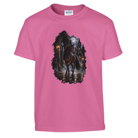 Dunkelbraunes Pferd im gotischen Burghof – Kinder-T-Shirt