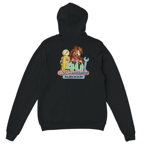 40 Jahre, null Leerlauf – Hoodie mit Rückendruck