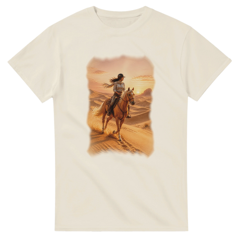 Reiterin in den Sanddünen – T-Shirt