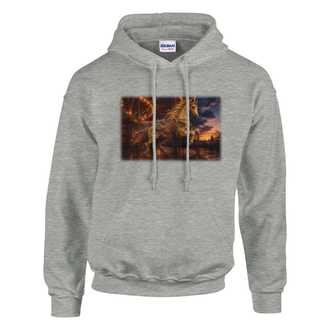 Karussellpferd im Abendlicht – Hoodie