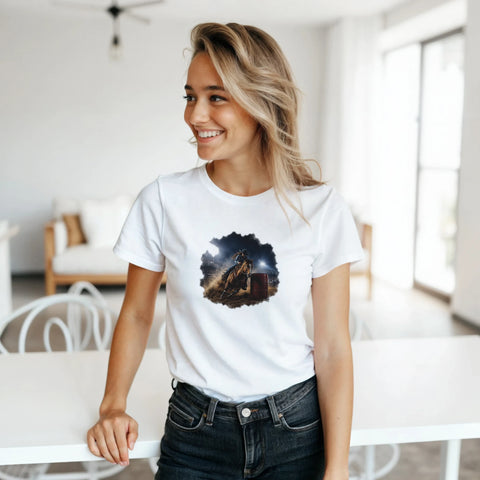 Barrel Racing bei Nacht – Damen-T-Shirt