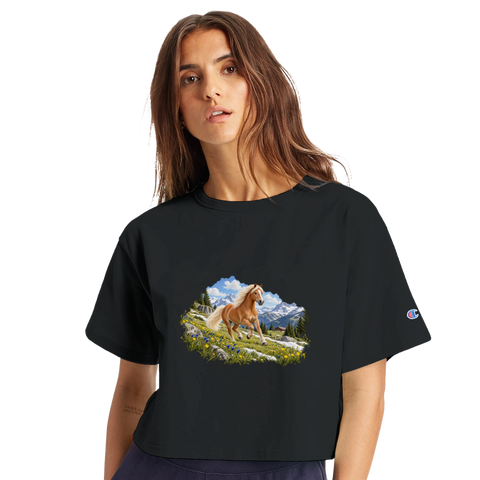 Haflinger auf der Frühlingsalm – Crop-Top
