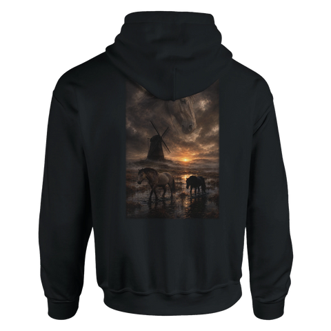 Moorwindmühle im Sturmlicht – Hoodie mit Rückendruck