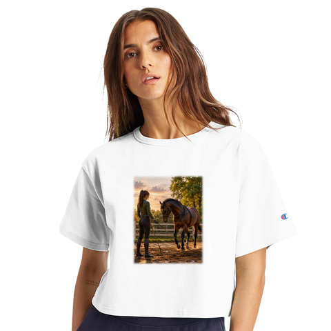 Longieren im Abendlicht – Crop-Top