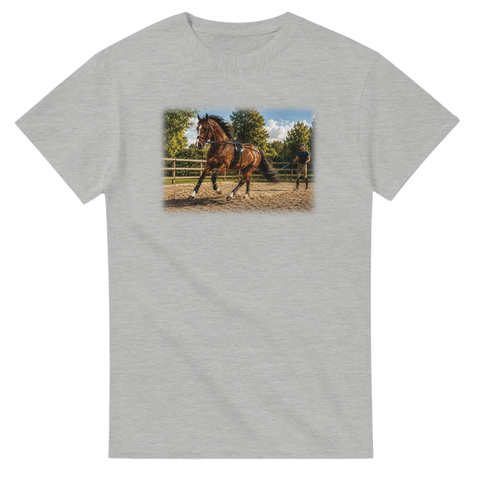 Longenarbeit auf dem Reitplatz – T-Shirt